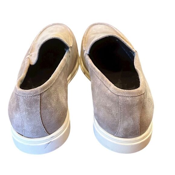 To Boot Hathaway Taupe Suede Slip On in Grey Suede NWOB Size 9 main image 7